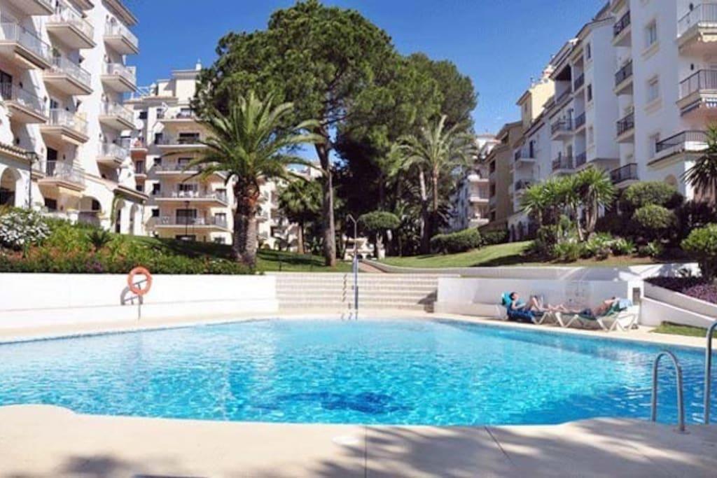 The Terrace Of Puerto Banus Beach ماربيا المظهر الخارجي الصورة
